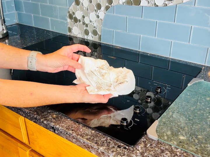 Stovetop Cleaning