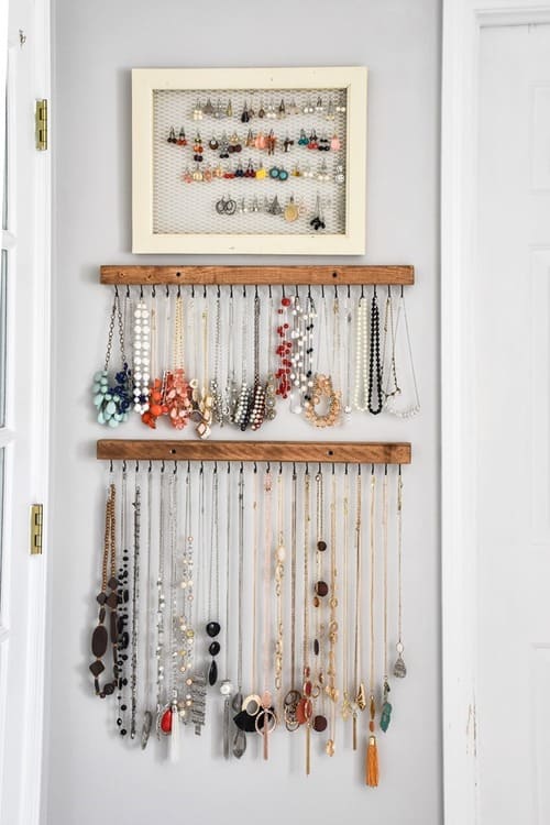 DIY Farmhouse Style Jewelry Holder