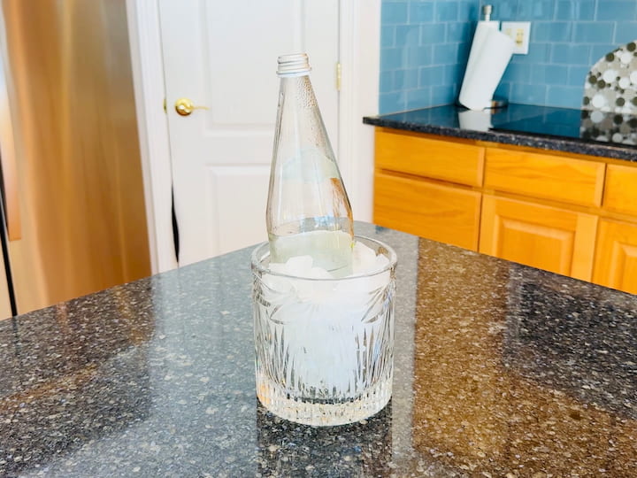 using a jar as an ice bucket