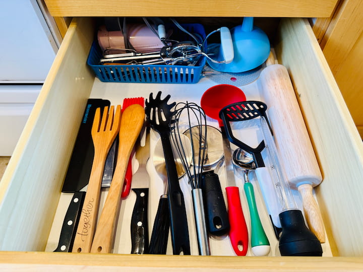 utensil drawer